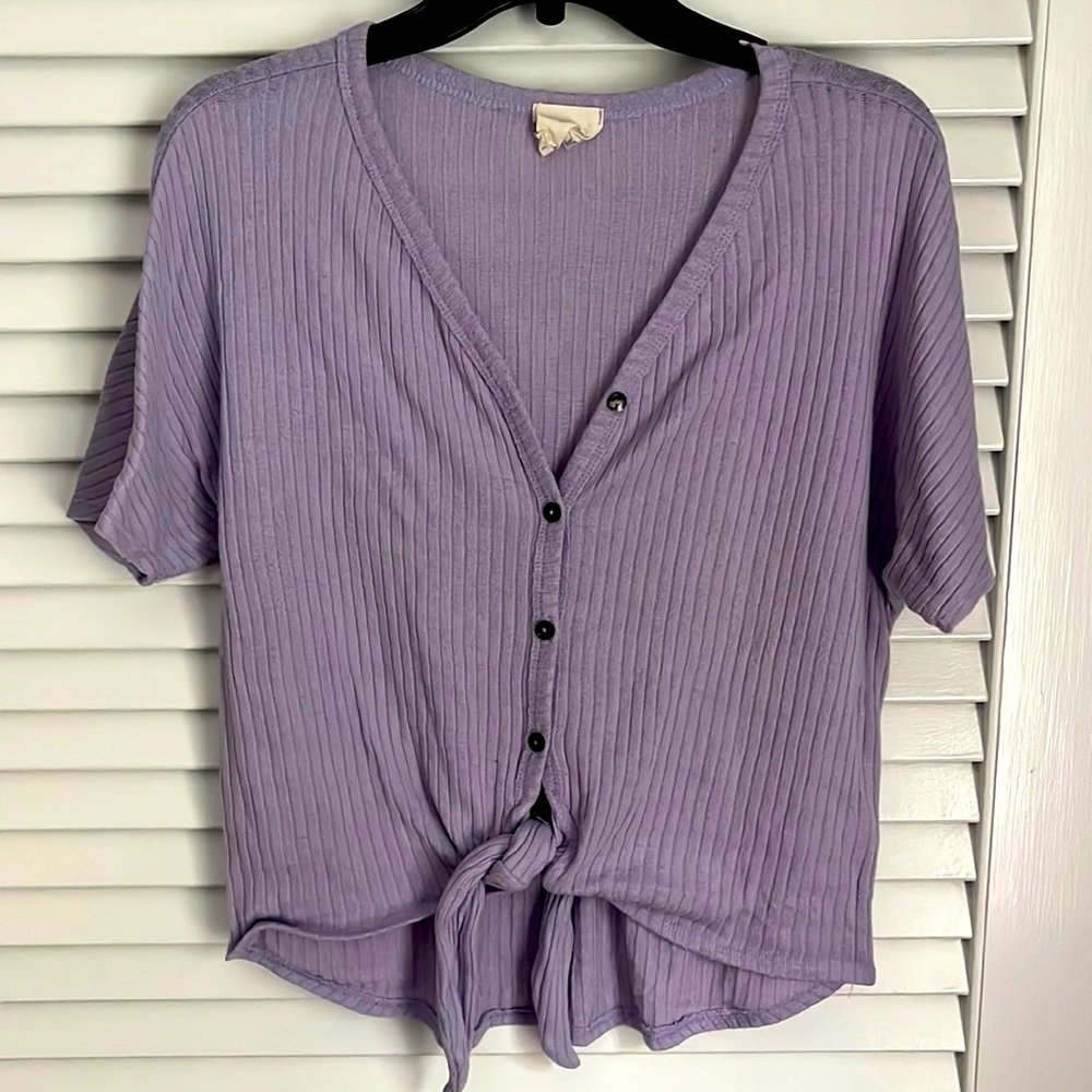 Harper Heritage Ribbed Purple Button Down Shirt w/ Waist Tie